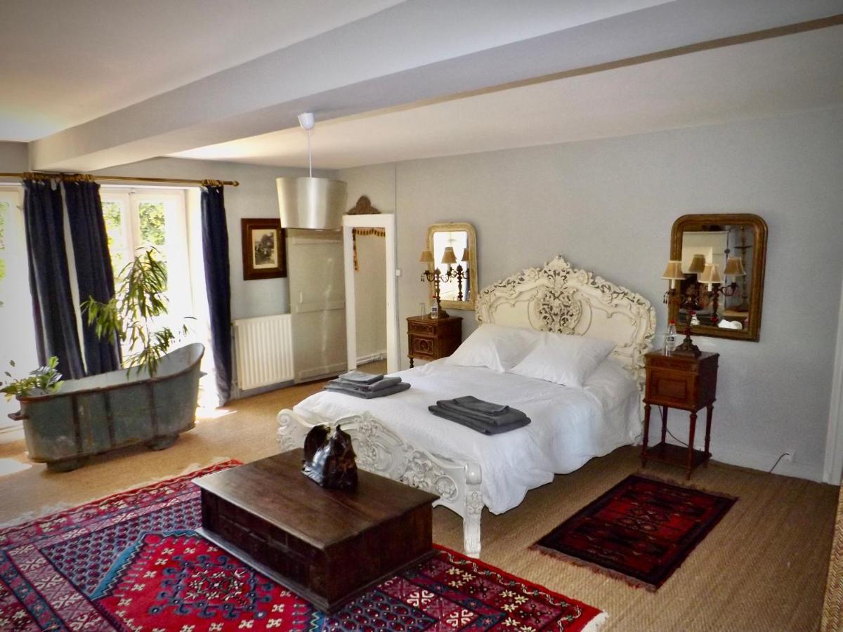 Domaine De Lalat - B&B With En-Suite Bathrooms All Rooms With Garden Views Montemboeuf Экстерьер фото